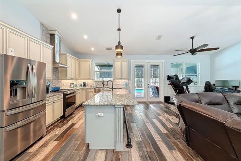 House in Webster, Florida 3 bedrooms, 138.98 sq.m. № 1815076 - photo 6