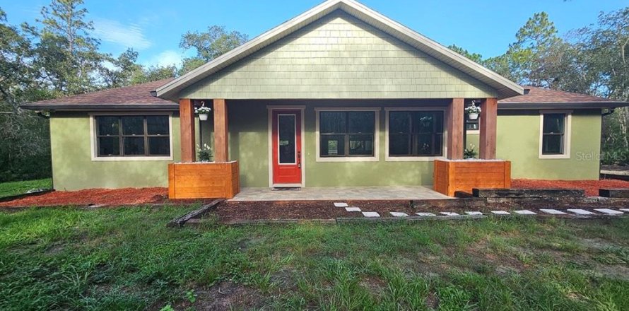 House in Webster, Florida 3 bedrooms, 138.98 sq.m. № 1815076