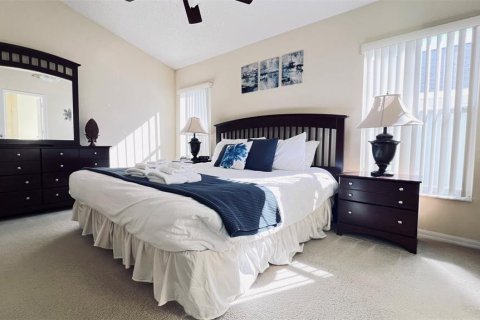 Casa en venta en Kissimmee, Florida, 5 dormitorios, 198.44 m2 № 2387731 - foto 9