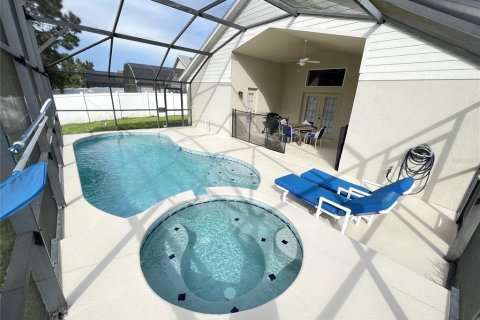 Casa en venta en Kissimmee, Florida, 5 dormitorios, 198.44 m2 № 2387731 - foto 22