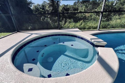 Casa en venta en Kissimmee, Florida, 5 dormitorios, 198.44 m2 № 2387731 - foto 4