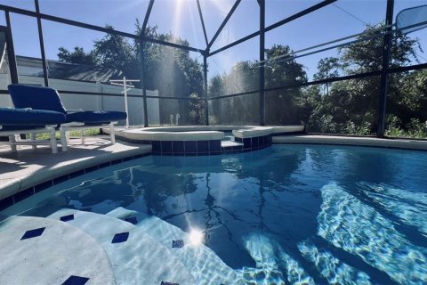 Casa en venta en Kissimmee, Florida, 5 dormitorios, 198.44 m2 № 2387731 - foto 3