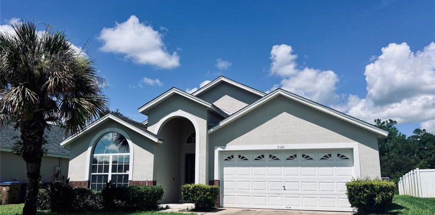 Casa en Kissimmee, Florida 5 dormitorios, 198.44 m2 № 2387731