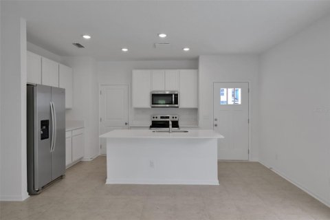 Touwnhouse à vendre à Middleburg, Floride: 3 chambres, 147.53 m2 № 2312772 - photo 7