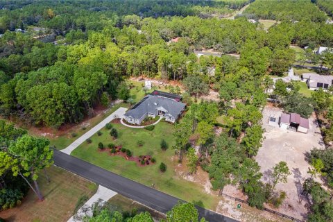 House in Beverly Hills, Florida 3 bedrooms, 235.41 sq.m. № 2427506 - photo 6