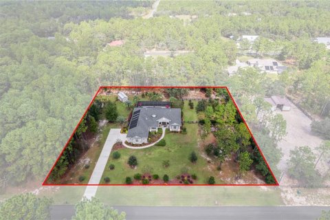 House in Beverly Hills, Florida 3 bedrooms, 235.41 sq.m. № 2427506 - photo 3