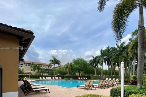 Copropriété à louer à Pembroke Pines, Floride: 2 chambres, 97.36 m2 № 1997368 - photo 28