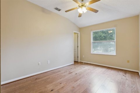 House in Orlando, Florida 4 bedrooms, 231.05 sq.m. № 2152297 - photo 30