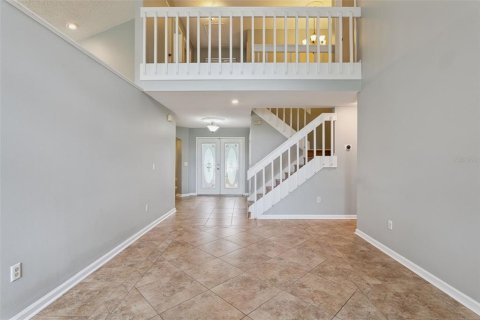 House in Orlando, Florida 4 bedrooms, 231.05 sq.m. № 2152297 - photo 8
