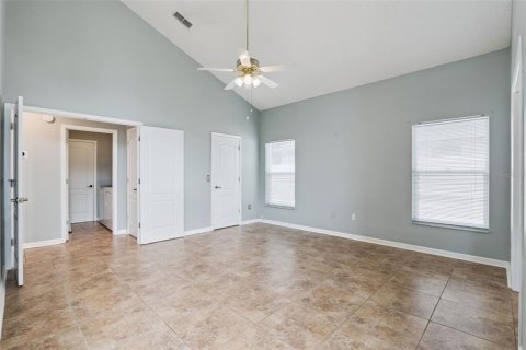 House in Orlando, Florida 4 bedrooms, 231.05 sq.m. № 2152297 - photo 25