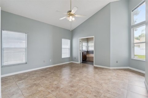 House in Orlando, Florida 4 bedrooms, 231.05 sq.m. № 2152297 - photo 22