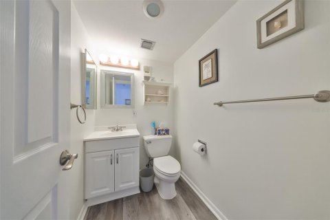 Купить кондоминиум в Клируотер, Флорида 4 комнаты, 70.61м2, № 1653731 - фото 17
