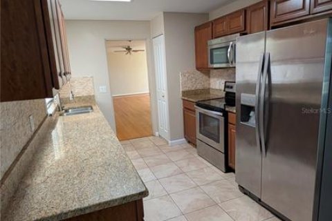 Villa ou maison à louer à Eustis, Floride: 3 chambres, 164.16 m2 № 2430753 - photo 9