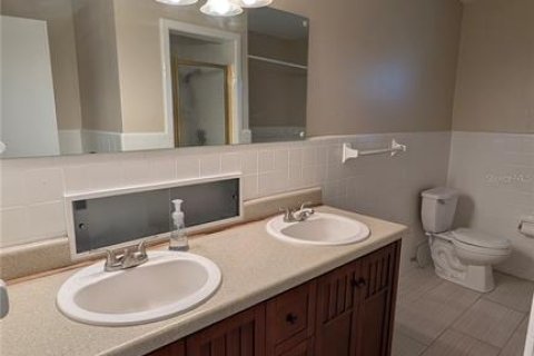 Villa ou maison à louer à Eustis, Floride: 3 chambres, 164.16 m2 № 2430753 - photo 19