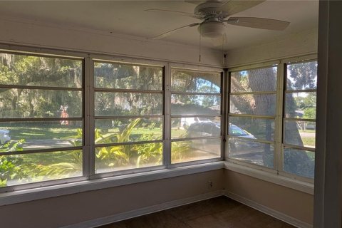 Villa ou maison à louer à Eustis, Floride: 3 chambres, 164.16 m2 № 2430753 - photo 24