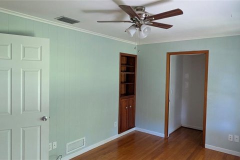Villa ou maison à louer à Eustis, Floride: 3 chambres, 164.16 m2 № 2430753 - photo 16