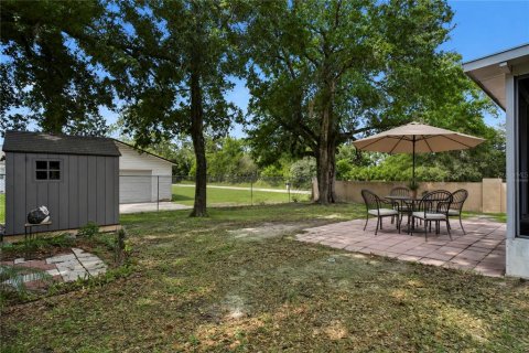 House in Apopka, Florida 3 bedrooms, 151.62 sq.m. № 2203511 - photo 27