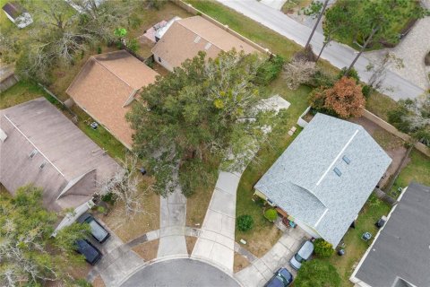 House in Apopka, Florida 3 bedrooms, 151.62 sq.m. № 2203511 - photo 29