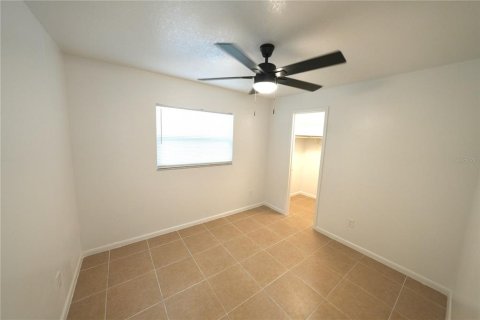 House in Orlando, Florida 3 bedrooms, 95.88 sq.m. № 1782970 - photo 17