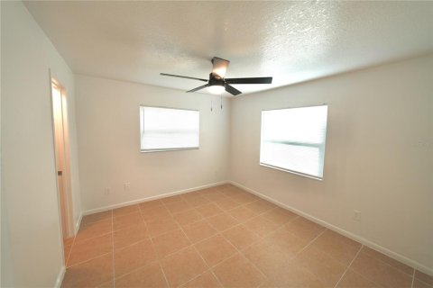 House in Orlando, Florida 3 bedrooms, 95.88 sq.m. № 1782970 - photo 19
