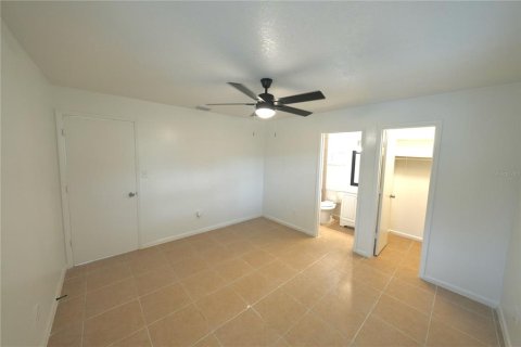 House in Orlando, Florida 3 bedrooms, 95.88 sq.m. № 1782970 - photo 11