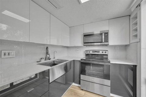 Copropriété à louer à Winter Springs, Floride: 2 chambres, 90.3 m2 № 2101902 - photo 12