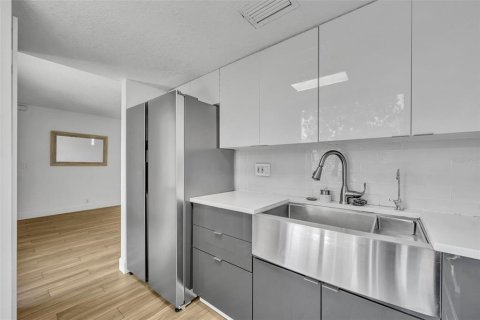Copropriété à louer à Winter Springs, Floride: 2 chambres, 90.3 m2 № 2101902 - photo 14