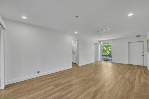 Copropriété à louer à Winter Springs, Floride: 2 chambres, 90.3 m2 № 2101902 - photo 9