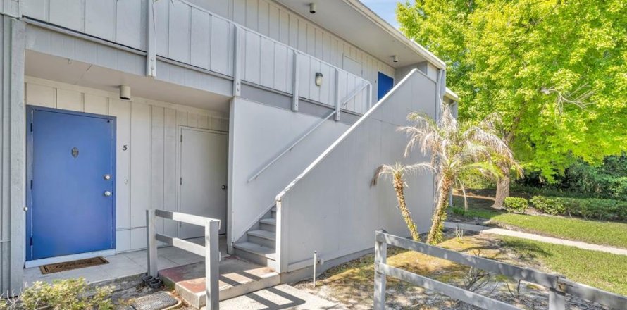 Condo à Winter Springs, Floride, 2 chambres  № 2101902