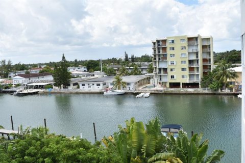 Condominio en venta en Miami Beach, Florida, 2 dormitorios, 111.48 m2 № 2049211 - foto 6