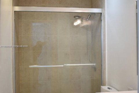 Condominio en venta en Miami Beach, Florida, 2 dormitorios, 111.48 m2 № 2049211 - foto 4