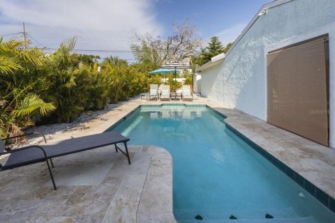 Casa en alquiler en Gulfport, Florida, 5 dormitorios, 298.59 m2 № 1916753 - foto 24