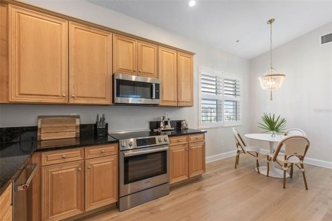 Condo in Palm Coast, Florida, 3 bedrooms  № 2237455 - photo 6