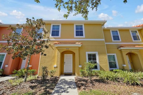 Adosado en alquiler en Kissimmee, Florida, 2 dormitorios, 107.86 m2 № 1688267 - foto 1