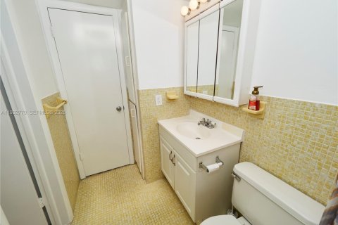 Condominio en venta en Aventura, Florida, 1 dormitorio, 71.35 m2 № 1991512 - foto 24