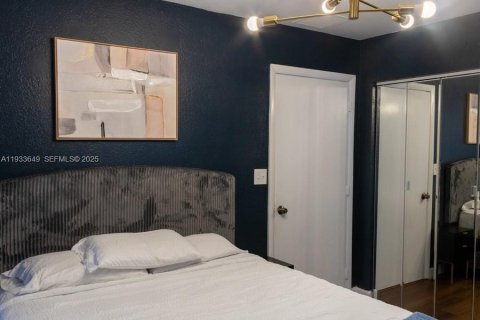 Снять в аренду виллу или дом в Майами, Флорида 3 спальни, 101.45м2, № 1991458 - фото 5