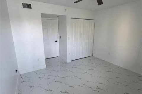 Copropriété à vendre à Tamarac, Floride: 2 chambres, 118.45 m2 № 2234374 - photo 4