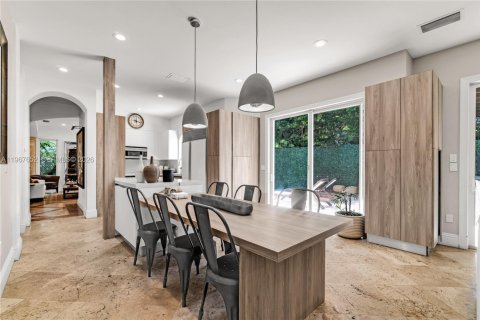 Villa ou maison à vendre à Miami, Floride: 4 chambres, 290.51 m2 № 2081432 - photo 27
