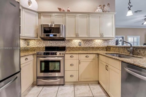 Villa ou maison à vendre à Pembroke Pines, Floride: 3 chambres, 118.73 m2 № 2066216 - photo 9