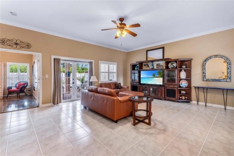 Villa ou maison à vendre à Pembroke Pines, Floride: 3 chambres, 118.73 m2 № 2066216 - photo 6