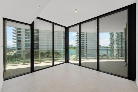 Condominio en venta en Miami Beach, Florida, 2 dormitorios, 140.84 m2 № 1958942 - foto 22