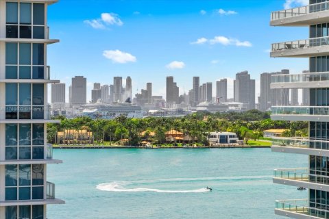 Condominio en venta en Miami Beach, Florida, 2 dormitorios, 140.84 m2 № 1958942 - foto 7