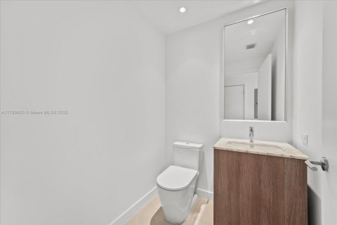 Condominio en venta en Miami Beach, Florida, 2 dormitorios, 140.84 m2 № 1958942 - foto 26