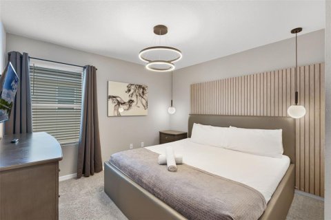 Casa en venta en Kissimmee, Florida, 6 dormitorios, 277.5 m2 № 1807967 - foto 23