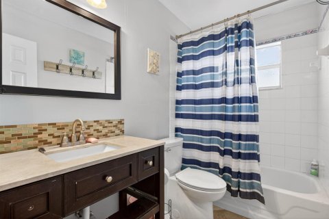 Casa en venta en Margate, Florida, 2 dormitorios, 109.07 m2 № 2185322 - foto 17
