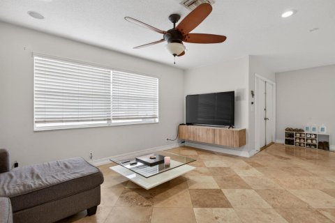 Casa en venta en Margate, Florida, 2 dormitorios, 109.07 m2 № 2185322 - foto 9