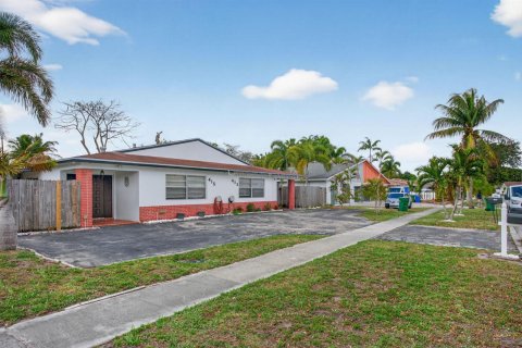Casa en venta en Margate, Florida, 2 dormitorios, 109.07 m2 № 2185322 - foto 2