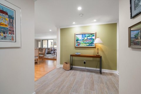 Condo in Belleair, Florida, 3 bedrooms  № 1250477 - photo 5