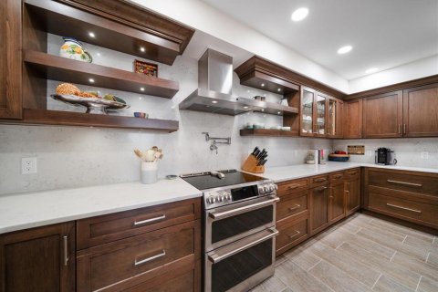 Condo in Belleair, Florida, 3 bedrooms  № 1250477 - photo 24