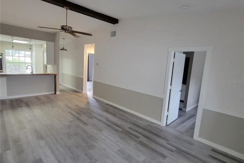 House in Saint Petersburg, Florida 2 bedrooms, 88.81 sq.m. № 1903523 - photo 29